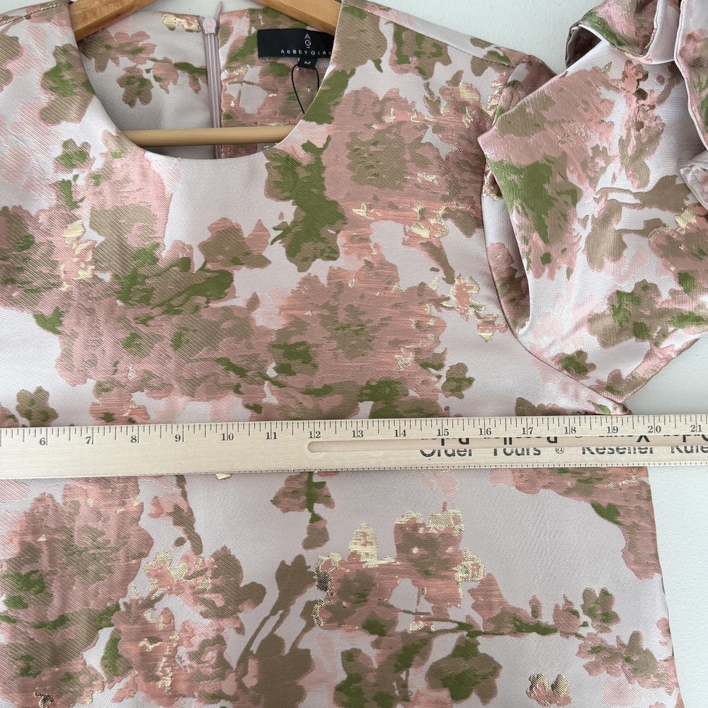 Abbey Glass Dress Medium Pink Bronwyn Floral Jacquard Ruffle Bell Sleeve Shift - Picture 8 of 9
